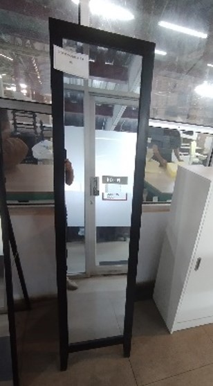 STANDING MIRROR X SAMPLE BLACK 03