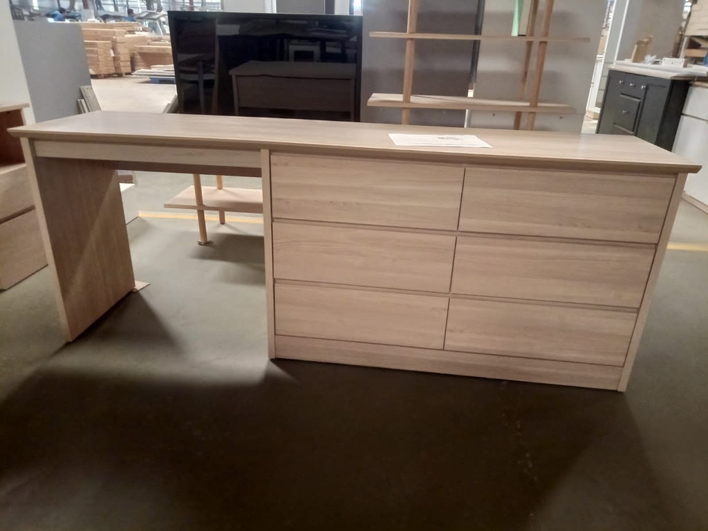 LILY DESK WINTER MAPLE